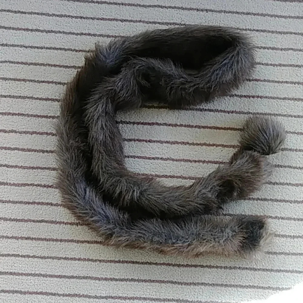 Gap Faux Fur Skinny Stole